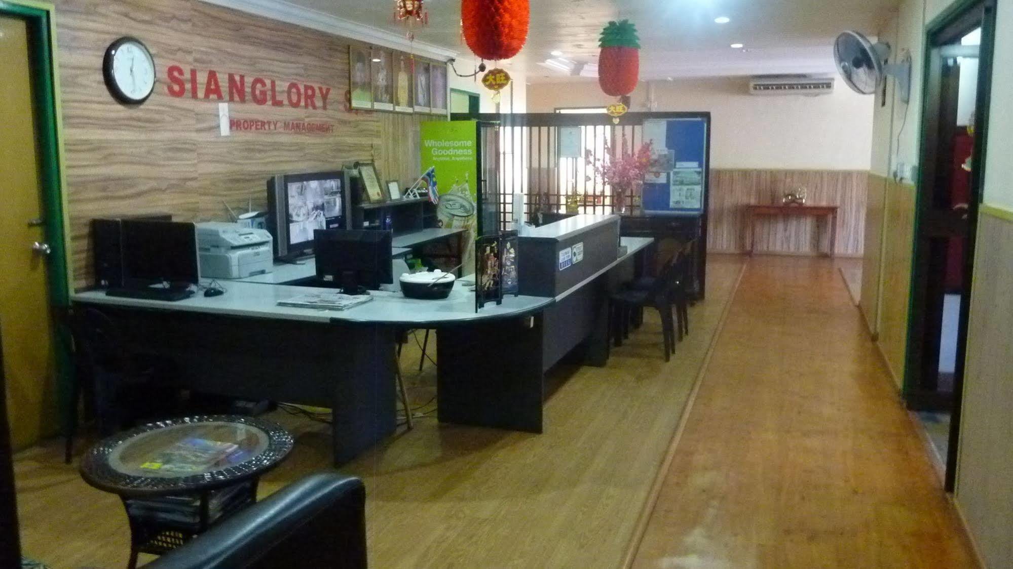 7 Hung Hung Inn Kota Kinabalu Exterior photo